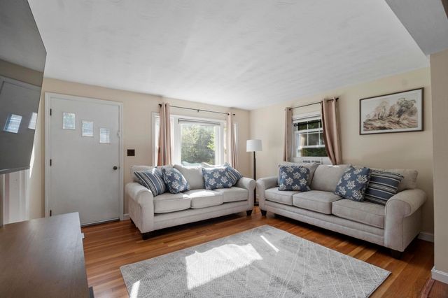 214 Brigham Hill Rd, Grafton, MA 01536