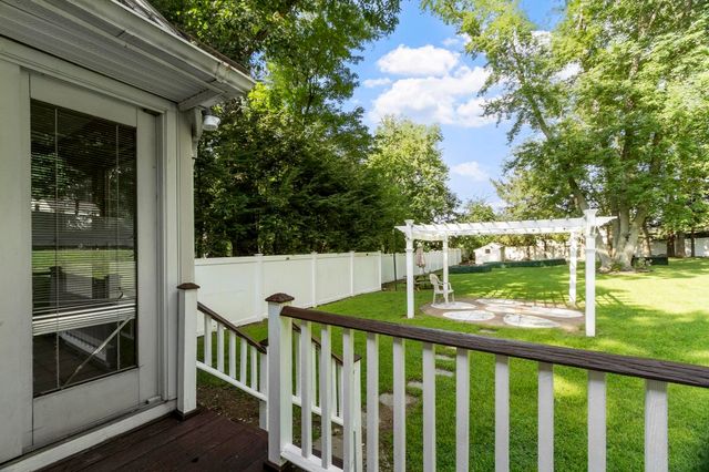 214 Brigham Hill Rd, Grafton, MA 01536