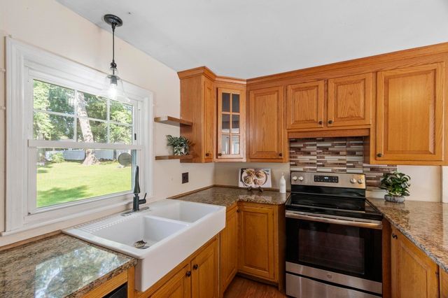 214 Brigham Hill Rd, Grafton, MA 01536