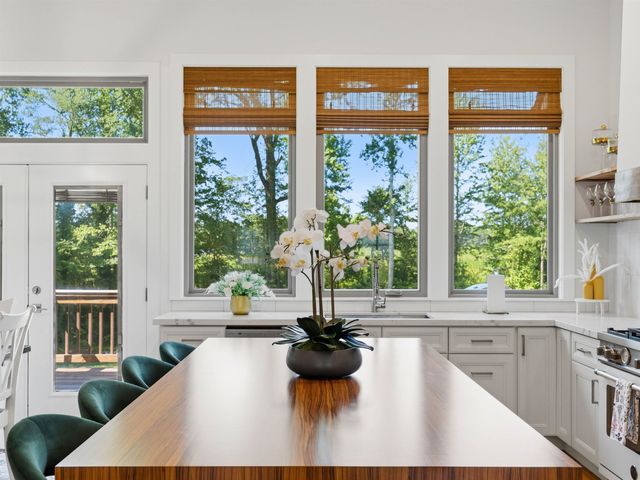 248 Autumn Glen Drive, Spartanburg, SC 29303