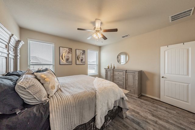 153 Hidden Creek Court, Saginaw, TX 76131