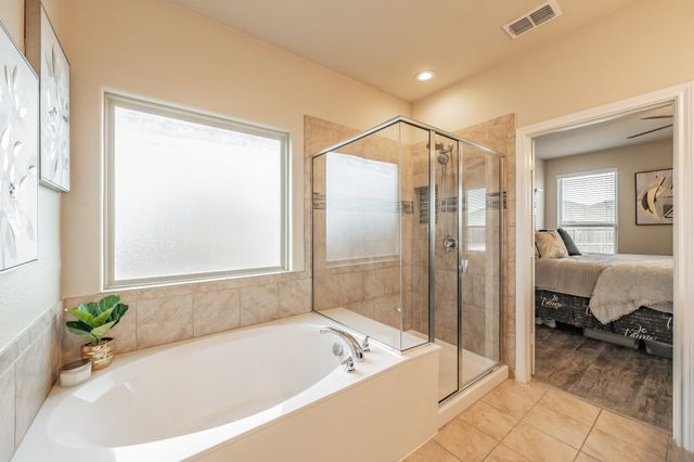 153 Hidden Creek Court, Saginaw, TX 76131