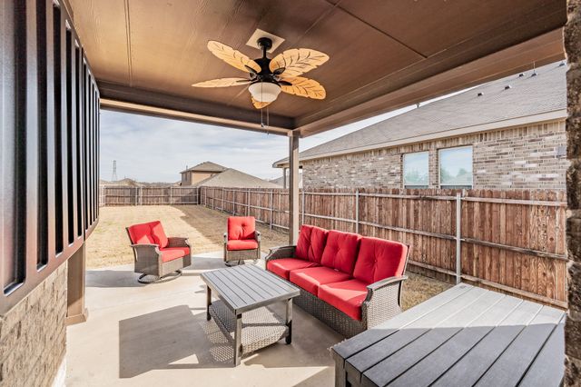 153 Hidden Creek Court, Saginaw, TX 76131