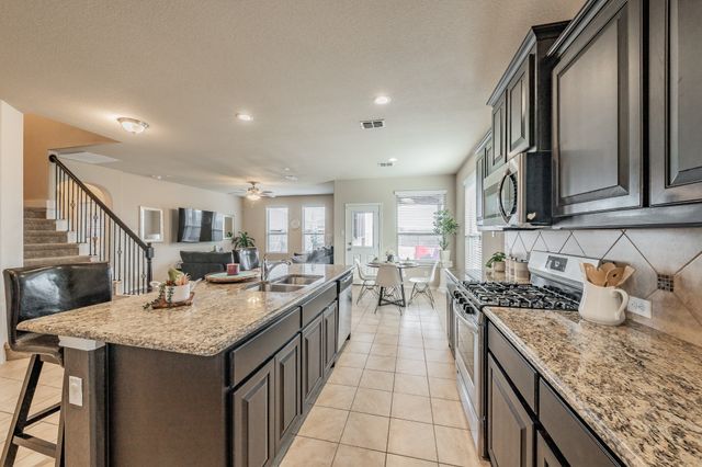 153 Hidden Creek Court, Saginaw, TX 76131