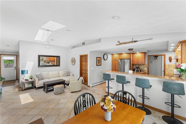 417 Squantum Drive, Warwick, RI 02888