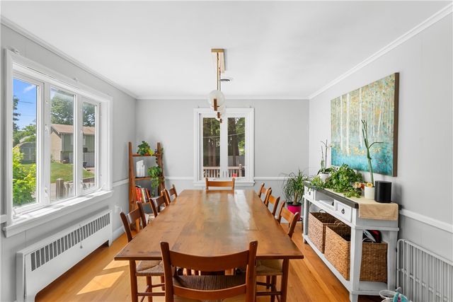 417 Squantum Drive, Warwick, RI 02888