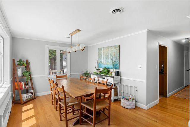 417 Squantum Drive, Warwick, RI 02888