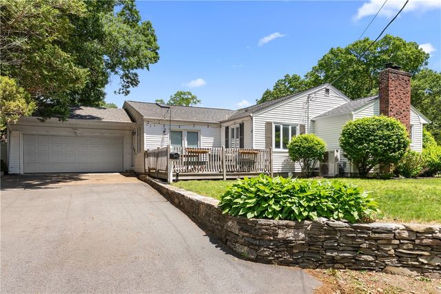 417 Squantum Drive, Warwick, RI 02888