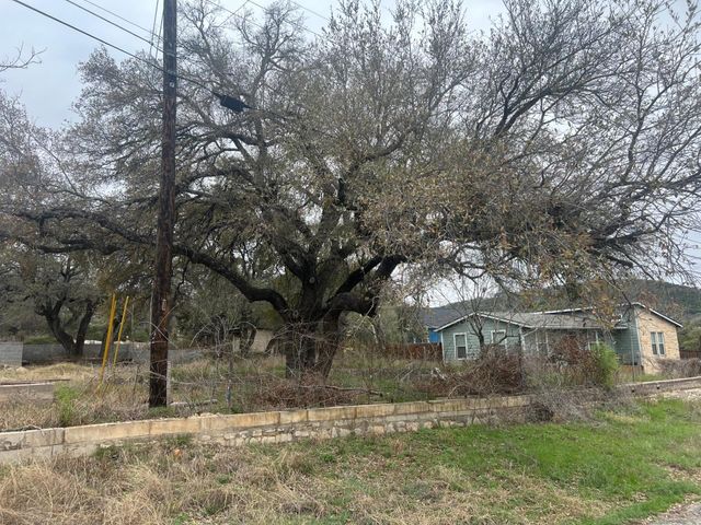 11402 Bertram ST 6, Jonestown, TX 78645