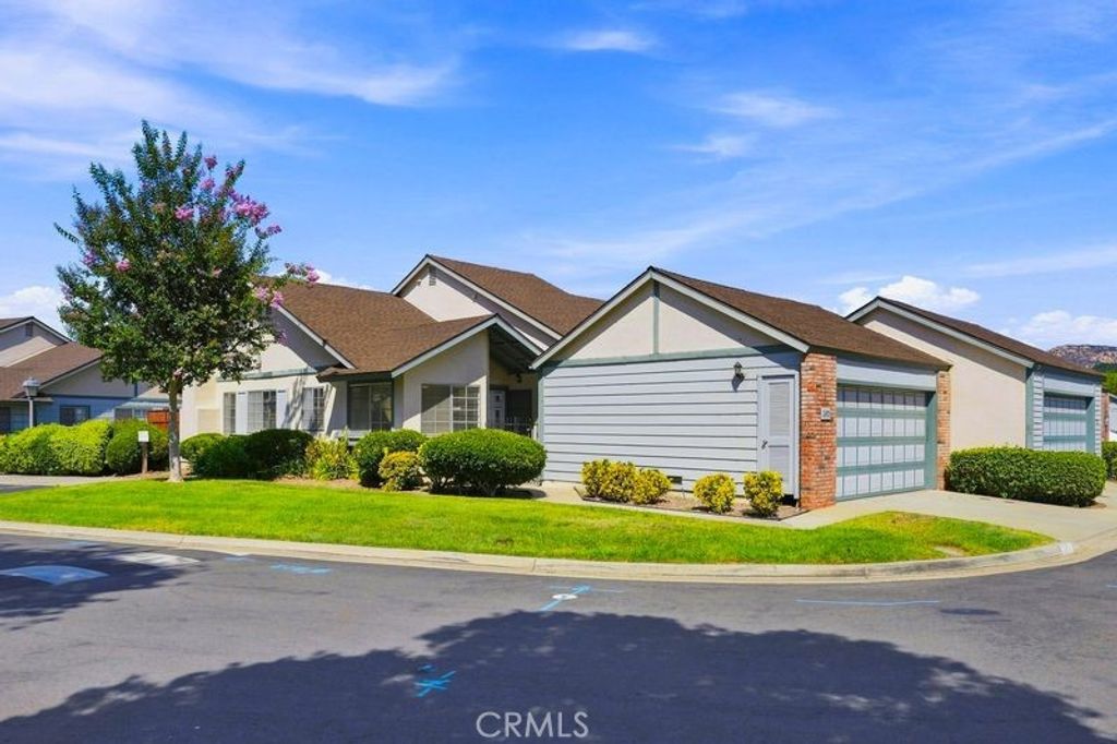 2412 Turnbridge Glen, Escondido, CA 92027 — exterior