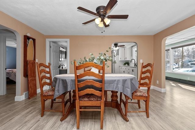 5 Bernier Ln, Bellingham, MA 02019