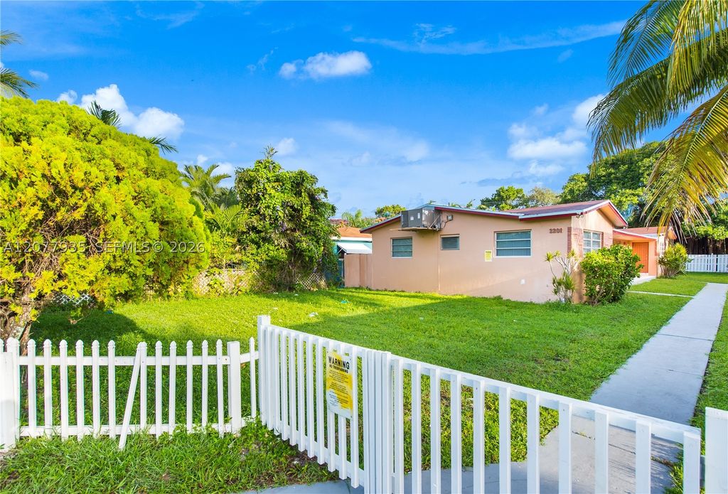 2209 Washington St 2, Hollywood, FL 33020