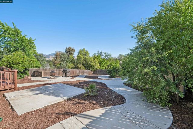 4010 Siino Ave, Concord, CA 94521