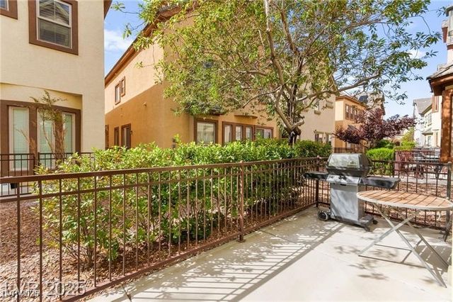 9209 Dalmahoy Place, Las Vegas, NV 89145