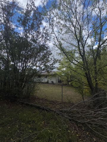 14 Geraldine Lane, Denison, TX 75020