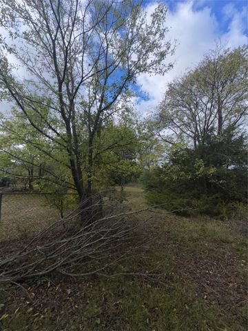 14 Geraldine Lane, Denison, TX 75020