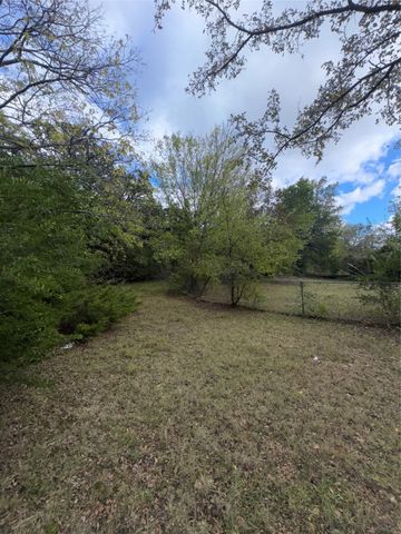 14 Geraldine Lane, Denison, TX 75020