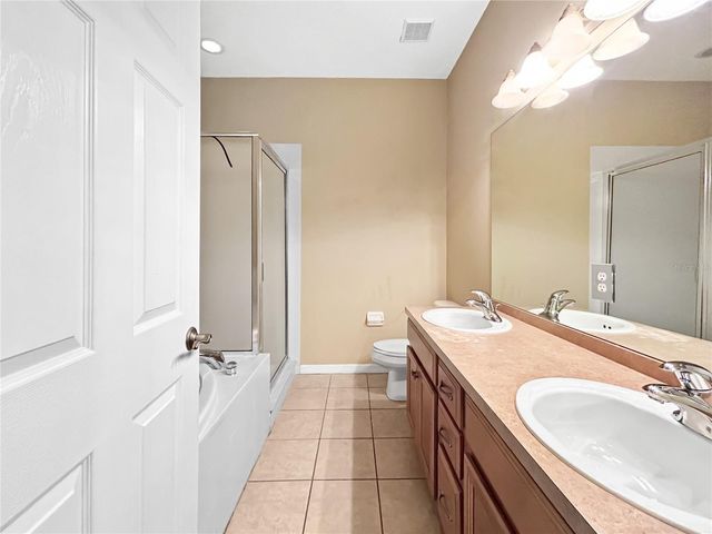 2210 PARK CRESCENT DRIVE, Land O Lakes, FL 34639