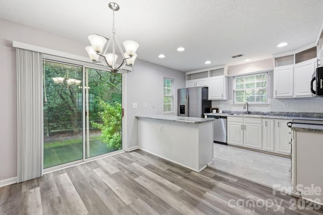 8230 Rudolph Road, Charlotte, NC 28216