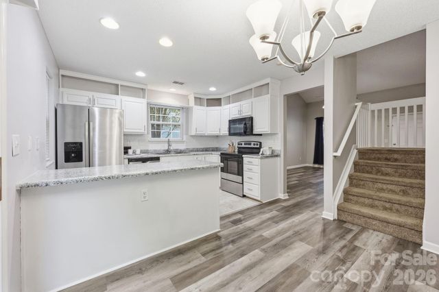8230 Rudolph Road, Charlotte, NC 28216