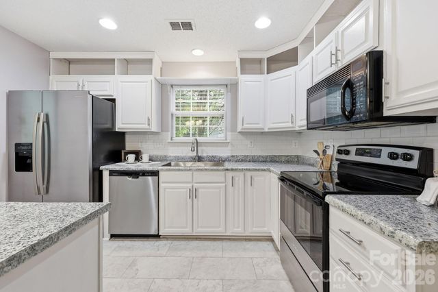 8230 Rudolph Road, Charlotte, NC 28216