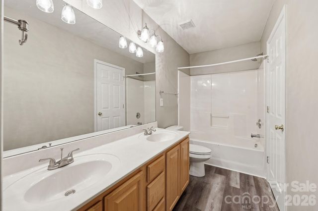 8230 Rudolph Road, Charlotte, NC 28216