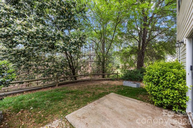 8230 Rudolph Road, Charlotte, NC 28216