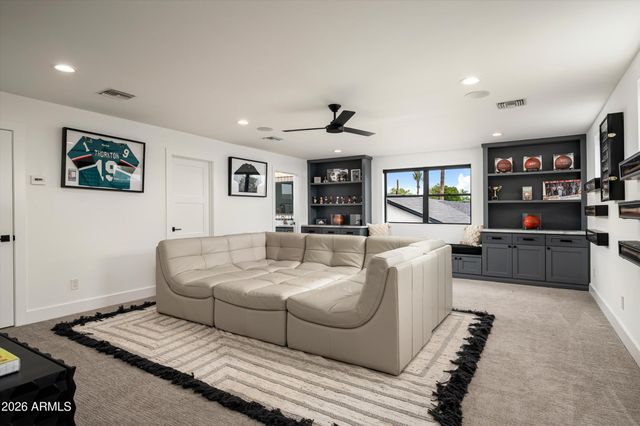 4517 N 39TH Street, Phoenix, AZ 85018