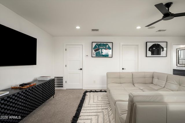 4517 N 39TH Street, Phoenix, AZ 85018