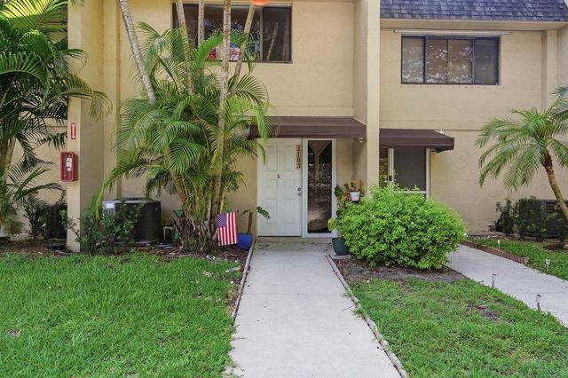 81 Deer Creek Road 103, Deerfield Beach, FL 33442