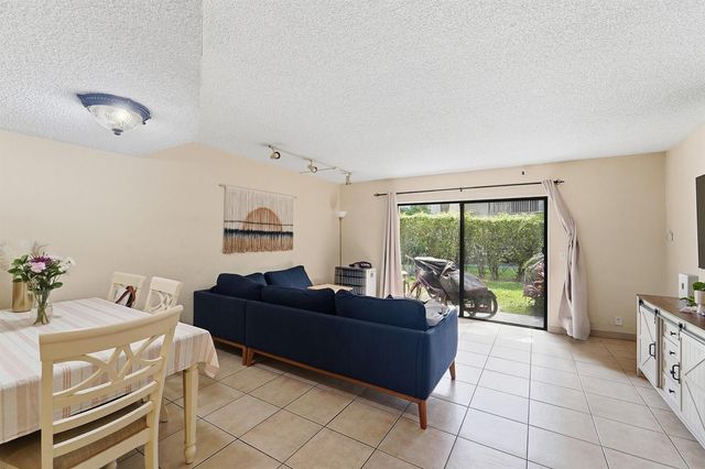 81 Deer Creek Road 103, Deerfield Beach, FL 33442
