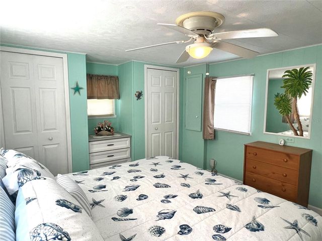 528 BLACKBURN BOULEVARD, North Port, FL 34287