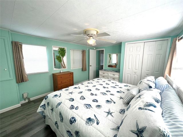 528 BLACKBURN BOULEVARD, North Port, FL 34287