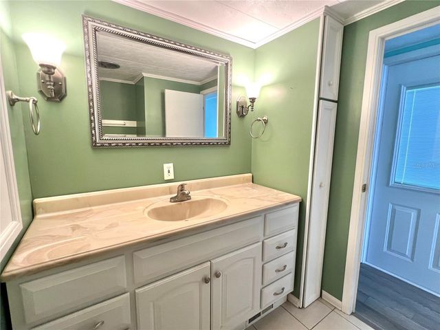 528 BLACKBURN BOULEVARD, North Port, FL 34287