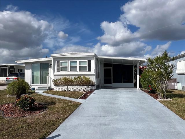 528 BLACKBURN BOULEVARD, North Port, FL 34287