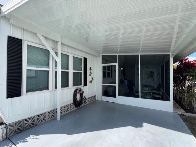 528 BLACKBURN BOULEVARD, North Port, FL 34287