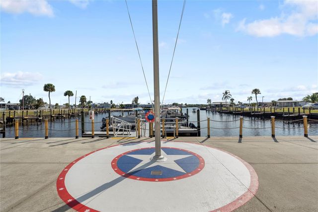 528 BLACKBURN BOULEVARD, North Port, FL 34287