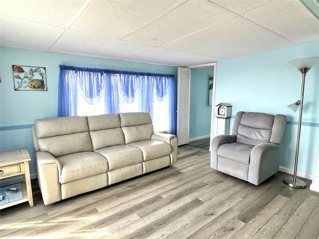 528 BLACKBURN BOULEVARD, North Port, FL 34287