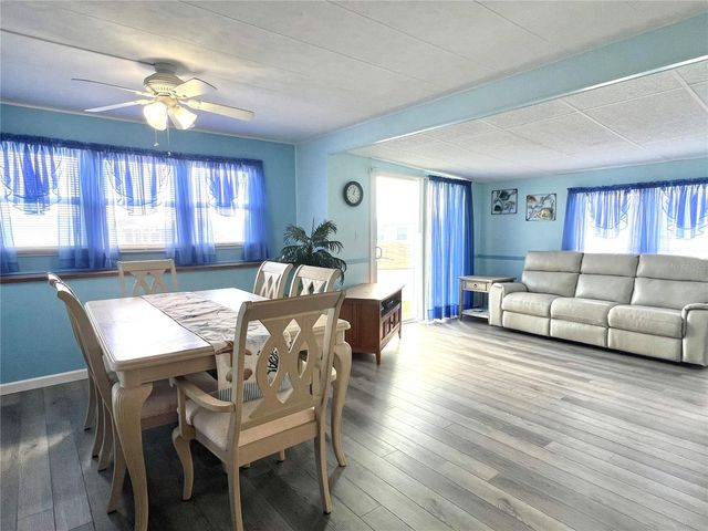 528 BLACKBURN BOULEVARD, North Port, FL 34287