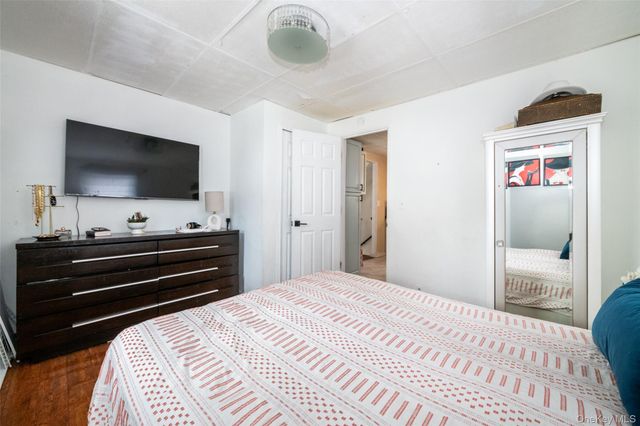 24 5th Avenue, New Rochelle, NY 10801