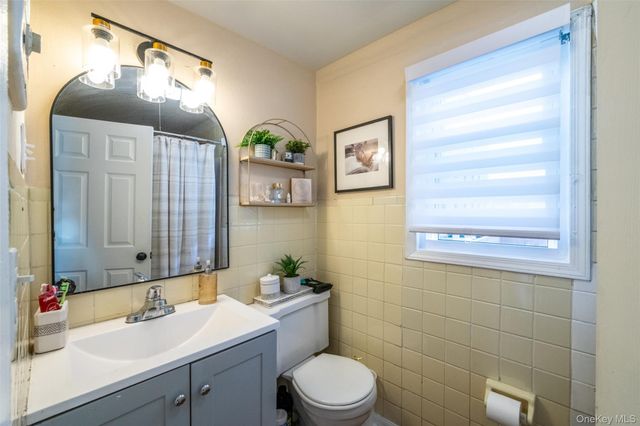 24 5th Avenue, New Rochelle, NY 10801