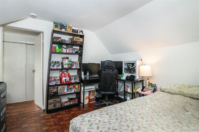 24 5th Avenue, New Rochelle, NY 10801