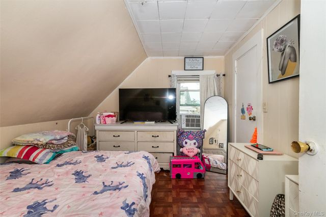 24 5th Avenue, New Rochelle, NY 10801