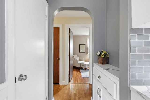 5 Antrim Rd, Framingham, MA 01701
