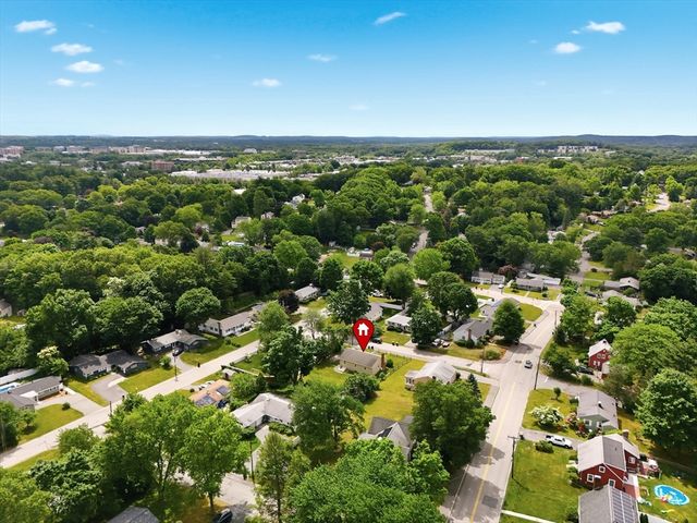 5 Antrim Rd, Framingham, MA 01701