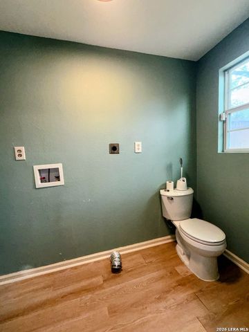 419 Collinsworth Avenue, San Antonio, TX 78225