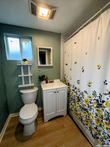 419 Collinsworth Avenue, San Antonio, TX 78225