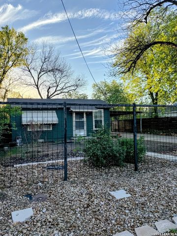 419 Collinsworth Avenue, San Antonio, TX 78225