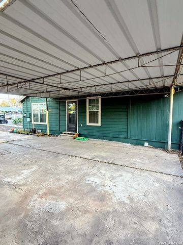 419 Collinsworth Avenue, San Antonio, TX 78225