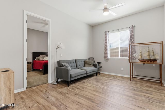 9393 W DALEY Lane, Peoria, AZ 85383